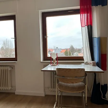 Uhlaender *