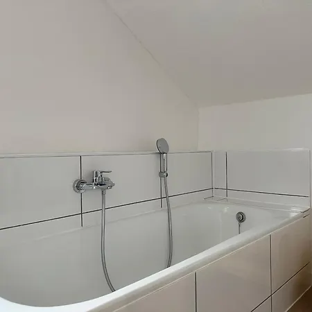 Uhlaender Apartamento *